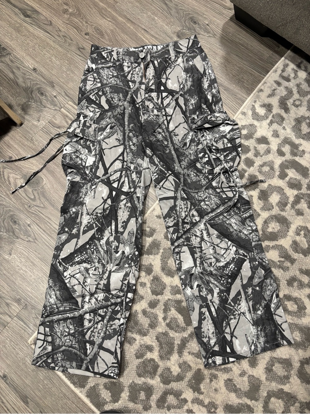 Camouflage Cargo Pants in Black & Gray 5